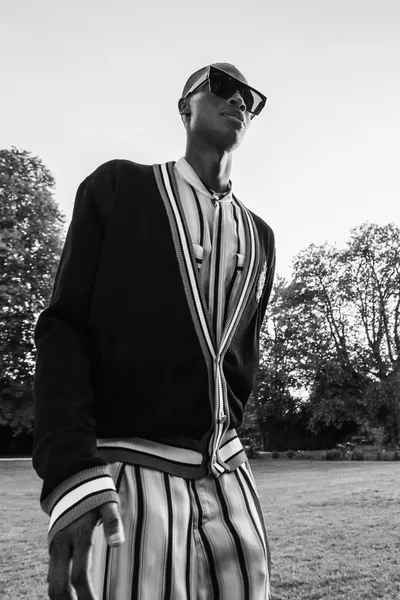 Look 30
